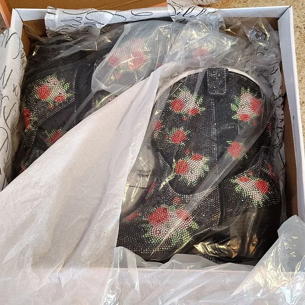 Wild Pair Lacey Black Bling Cowboy Boots SZ 7.5 NWT Pink Floral‎ Festie